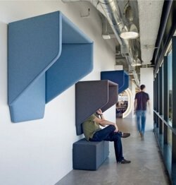 Geluiddempende telefooncel